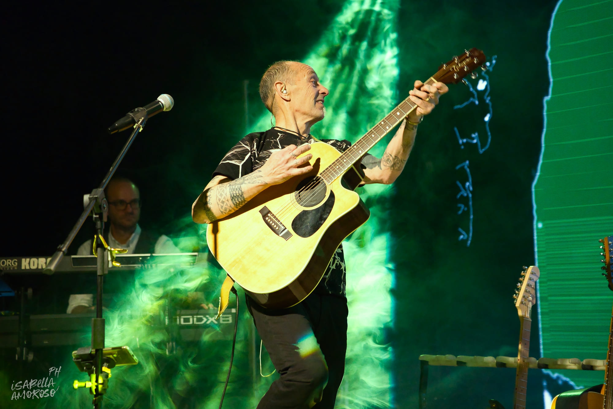 FOTO COMUNQUE LUCIO BATTISTI 1