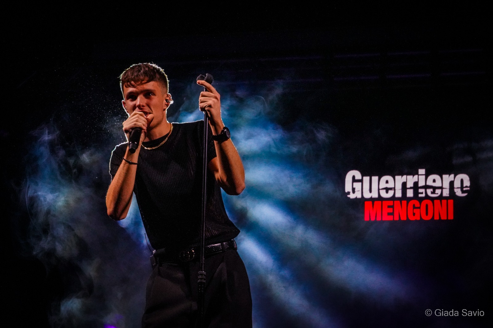 mengoni foto sito 1